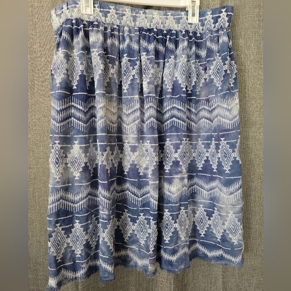 Lane Bryant 6th & Lane Womens Embroidered Tie-Dye Blue Midi Skirt Raw Hem 18/20 - Picture 3 of 7